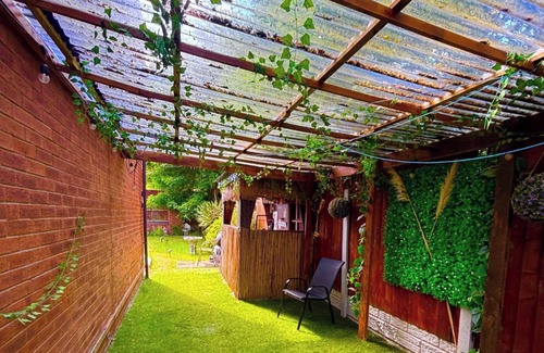 Liverpool House | 2-Bed House, Sleeps 4, Garden, 10 mins to Anfield