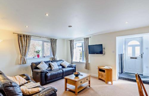 Langtoft House | 2 Bed in Langtoft 82339