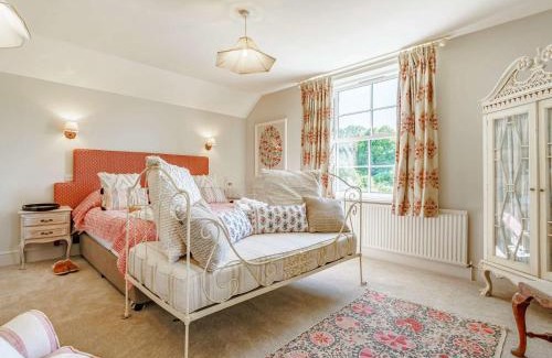 Richmond House | 2 Bed in Richmond 88217