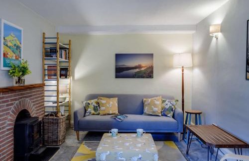 Wedmore House | 2 Bed in Wedmore 82378