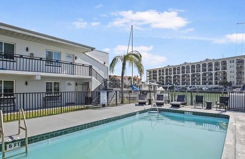 Island Estate Condo | 2 bed one bath/furnished, laundry on site carport pool boat docks in clearwater