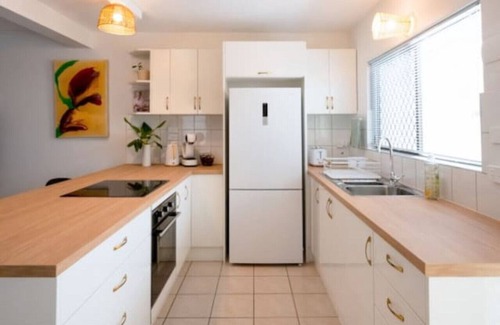 Cairns North House | 2 bedroom, 1 bathroom Townhouse