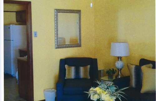 Enid Apartment | 2 Bedroom 1 Bath Luxury Apartment