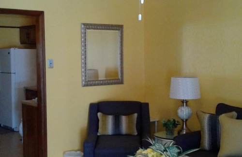 Enid Apartment | 2 Bedroom 1 Bath Luxury Apartment