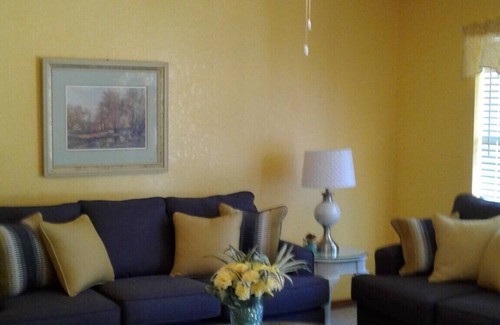 Enid Apartment | 2 Bedroom 1 Bath Luxury Apartment