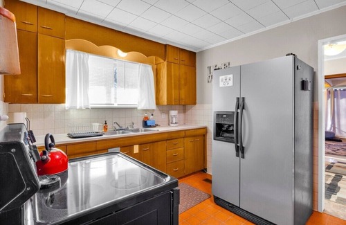 Canon City House | 2 bedroom, 1 bath, with additional sofa sleeper, dog friendly w. fee, Foosball Table, quiet neighborhood