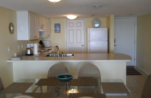 Sunnyside Condo | 2 Bedroom-1st Floor/Ocean Front- Book for Fall -1st floor-Sale Rates
