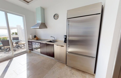 Oyster Pond Villa | 2 Bedroom 2.5 Bath Luxury Villa in Oyster Pond