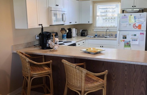 Beachwalk Villa | 2 bedroom, 2 bath Condo. Pet friendly.