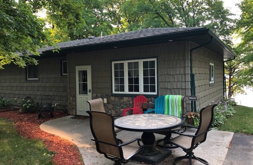 Frazee House | 2 bedroom 2 Bath House with detached garage on Beautiful Rose Lake!