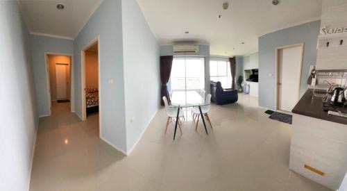 Na Kluea Apartment | 2 Bedroom 2 Bath Seaview Jomtiem Pattaya floor 3rd 66Sqm