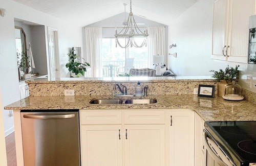 Pawleys Island Condo | 2 Bedroom 2 Bath Condo located on Golf Course