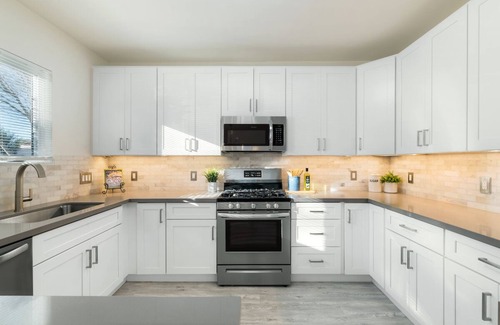 Miracle Mile House | 2 bedroom 2 bathroom house
