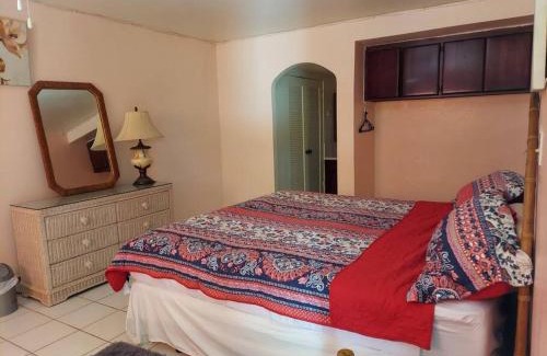 Estate Marys Fancy House | 2 Bedroom 2 Bathroom House Centrally Located