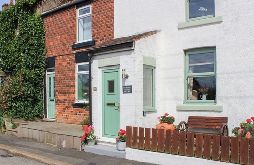 Loftus Cottage | 2 bedroom accommodation in Loftus, near Saltburn-by-the-Sea