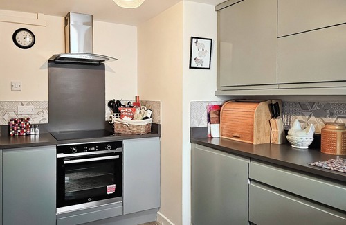 Gwynedd- Snowdonia Cottage | 2 bedroom accommodation in Capel Curig, near Betws-Y-Coded