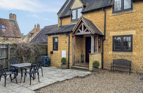 Stretton on Fosse Cottage | 2 bedroom accommodation in Stretton-on-Fosse, near Moreton-in-Marsh