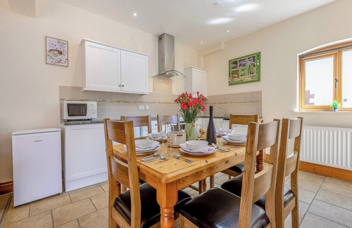 Woolland Cottage | 2 bedroom accommodation in Blandford Forum