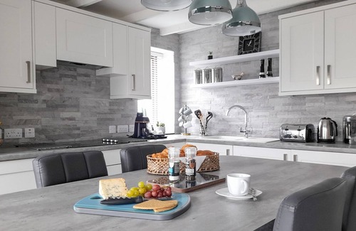 Isle of Lewis Cottage | 2 bedroom accommodation in North Tolsta, near Lewis