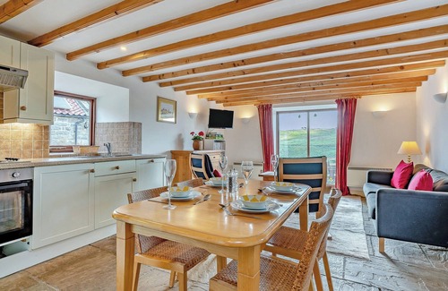 Great Fryup Dale Cottage | 2 bedroom accommodation in near Castleton