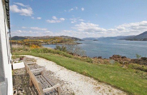 Kyleakin Cottage | 2 bedroom accommodation in Eilean Ban, Kyleakin, Isle of Skye