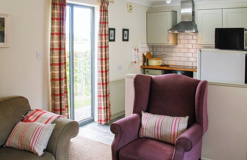 Terrington Saint Clement Cottage | 2 bedroom accommodation in Terrington St Clements, near King&rsquo;s Lynn