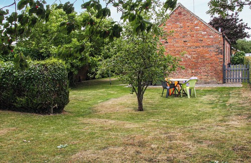Terrington Saint Clement Cottage | 2 bedroom accommodation in Terrington St Clements, near King&rsquo;s Lynn