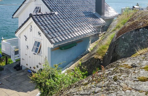 Kolbjørnsvik House | 2 bedroom accommodation in Kolbjørnsvik