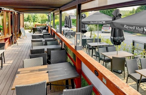 Raywell Ski Chalet | 2 bedroom accommodation in Raywell, Beverley
