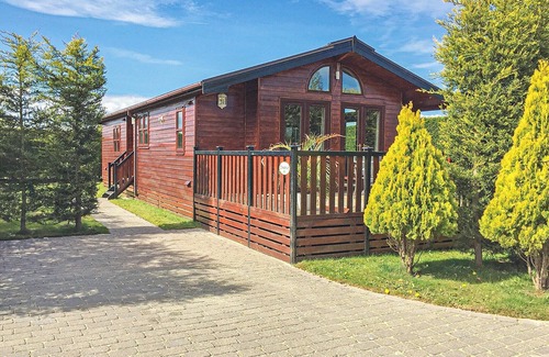 Scawton Ski Chalet | 2 bedroom accommodation in Easingwold