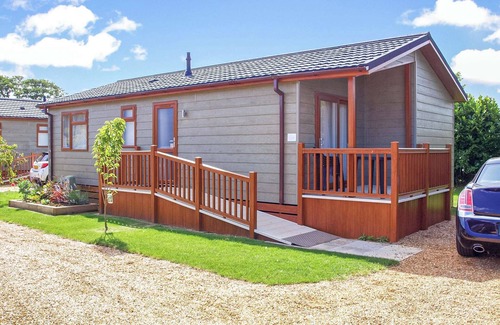 Hunstanton Ski Chalet | 2 bedroom accommodation in Hunstanton