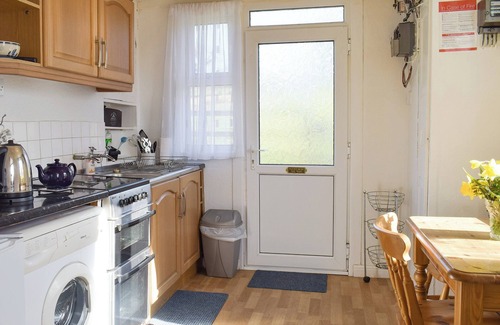 Bontnewydd Cottage | 2 bedroom accommodation in Swyddffynnon, near Devils Bridge