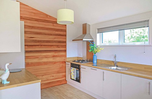 Thorne Ski Chalet | 2 bedroom accommodation in Doncaster, South Yorkshire
