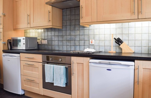 Clopton Cottage | 2 bedroom accommodation in Clopton, near Kettering