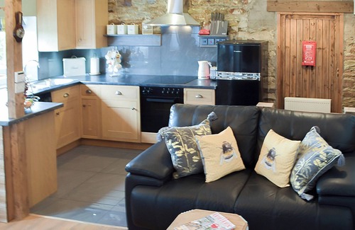 Llandysul Cottage | 2 bedroom accommodation in Penrhiwllan, near Llandysul