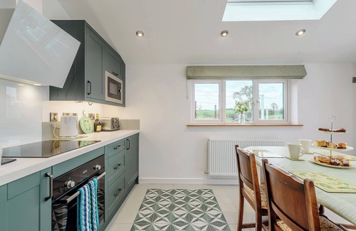 Cross Inn Cottage | 2 bedroom accommodation in Cross Inn, near New Quay