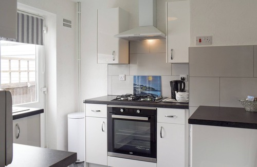 Godshill Cottage | 2 bedroom accommodation in Godshill, near Newport