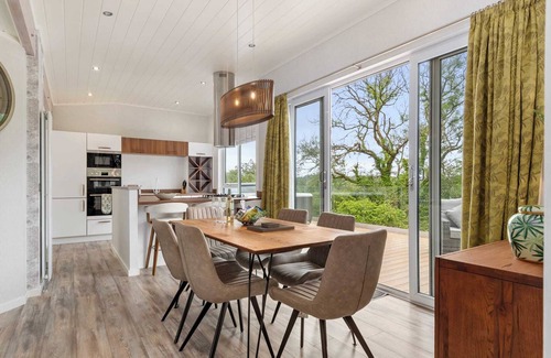 Narberth Ski Chalet | 2 bedroom accommodation in Narberth
