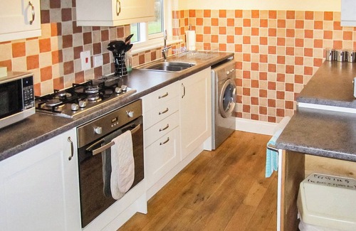 Palgrave Ski Chalet | 2 bedroom accommodation in Palgrave, Diss