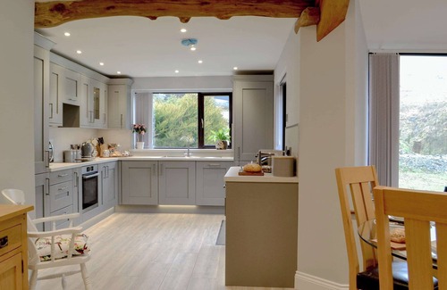 Tregaron Cottage | 2 bedroom accommodation in Llandewi Brefi, near Tregaron