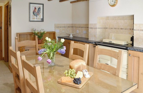 Ashover Cottage | 2 bedroom accommodation in Ashover, near Chesterfield