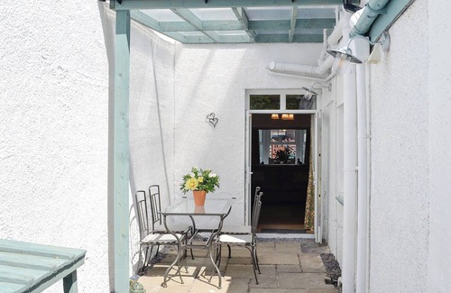 Trefriw Cottage | 2 bedroom accommodation in Trefriw, near Betws-y-Coed