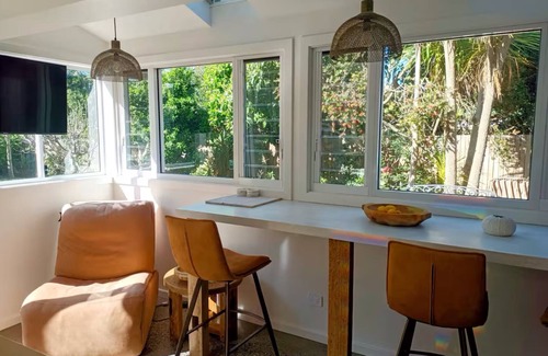 Kiama Apartment | 2 Bedroom Accommodation with lovely garden area. Pet friendly
