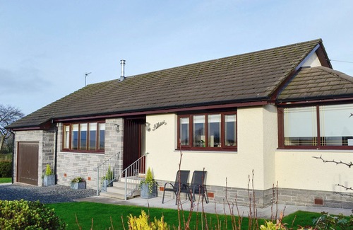 Beith Cottage | 2 bedroom accommodation in Gateside, near Beith