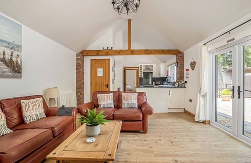 Skeyton Cottage | 2 bedroom accommodation in Skeyton, near Norwich