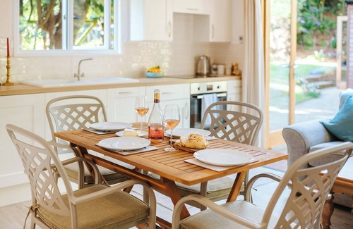 Sibford Gower Cottage | 2 bedroom accommodation in Ratley