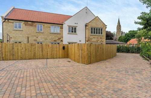 Ruswarp Cottage | 2 bedroom accommodation in Ruswarp, near Whitby