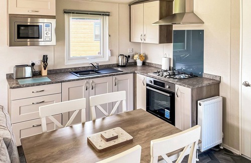 Tunstall Ski Chalet | 2 bedroom accommodation in Tunstall, Nr Hull
