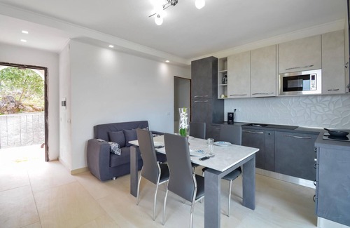 Poggi Apartment | 2 bedroom accommodation in Imperia