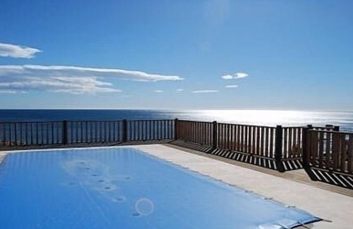 Villaricos Apartment | 2 Bedroom Air-conditioned Apartment With Roof-top Pool And Sea Views